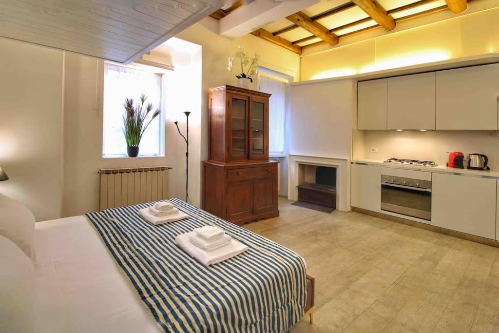 Cozy Studio Flat In Trastevere By Yourhost Rome Buitenkant foto
